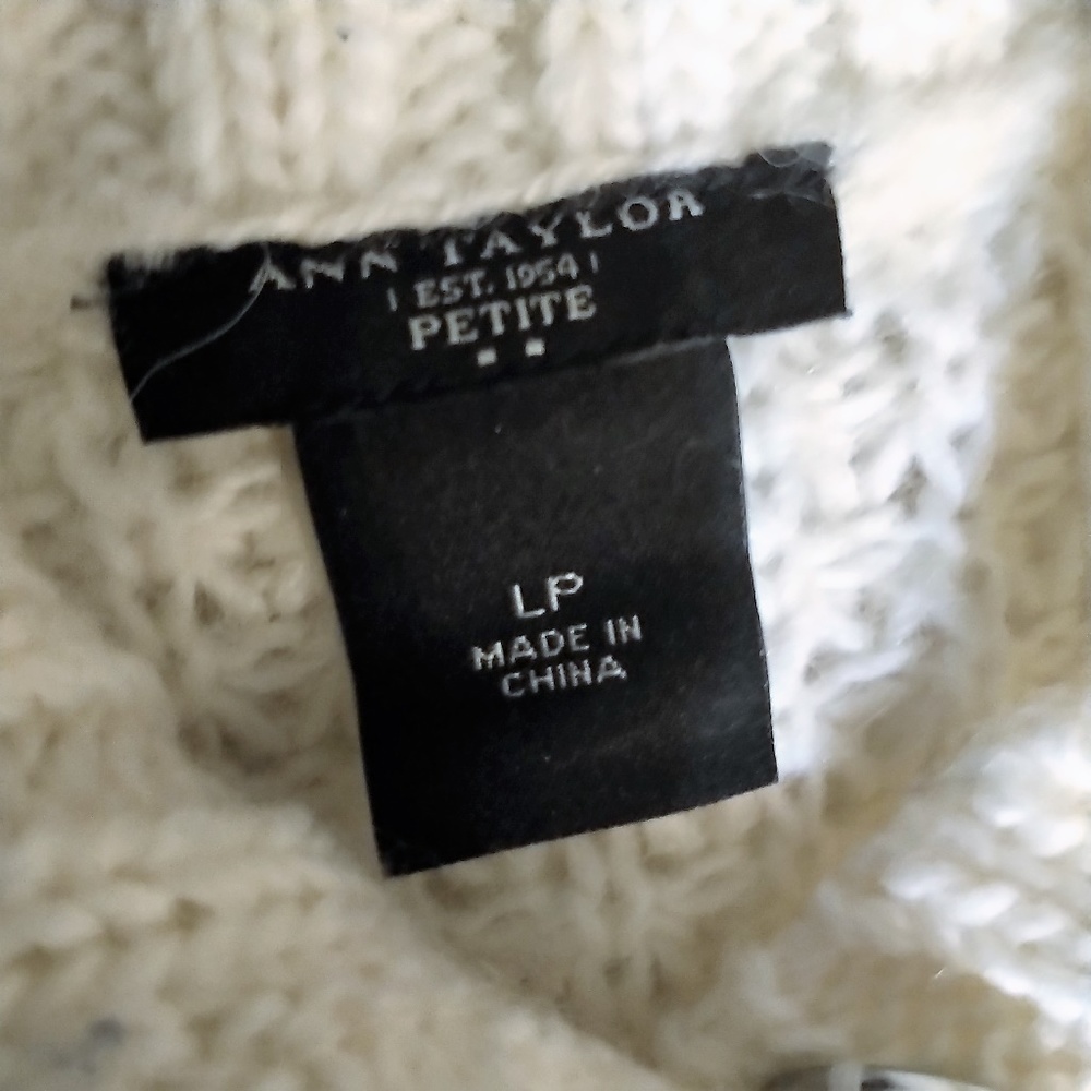 Ann Taylor Long Cardigan EUC L - Picture 3 of 4